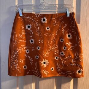 Embroidered floral mini skirt